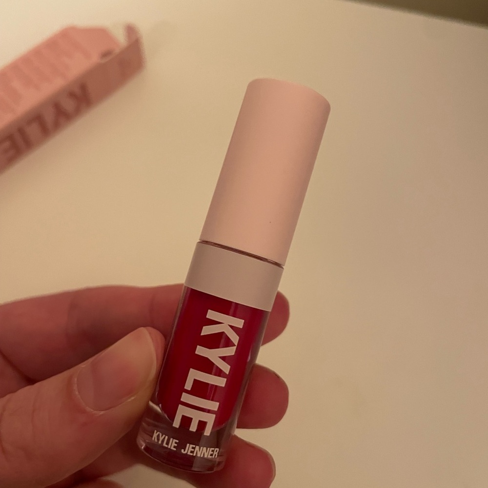 Kylie Cosmetics Matte Liquid Lipstick